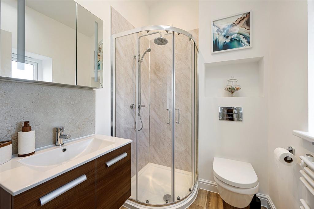 Ensuite