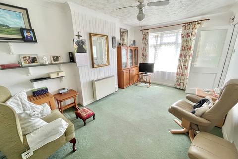 2 bedroom semi-detached bungalow for sale, Admirals Walk, Littlehampton