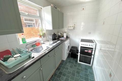 2 bedroom semi-detached bungalow for sale, Admirals Walk, Littlehampton