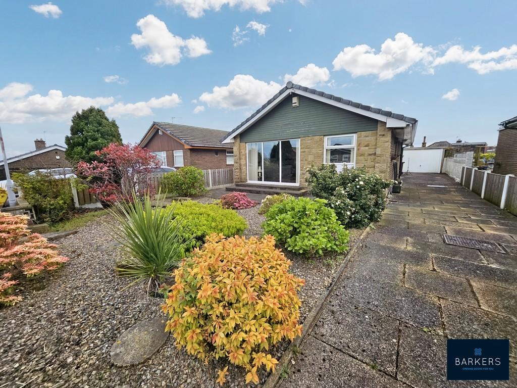 Montserrat Road, Bradford 2 bed detached bungalow for sale £194,995