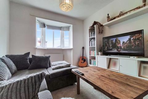 1 bedroom apartment for sale, Tennyson Close, Enfield, EN3