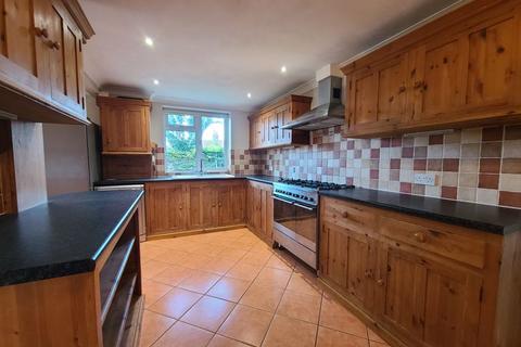 3 bedroom semi-detached house for sale, Coombe Road, Steyning