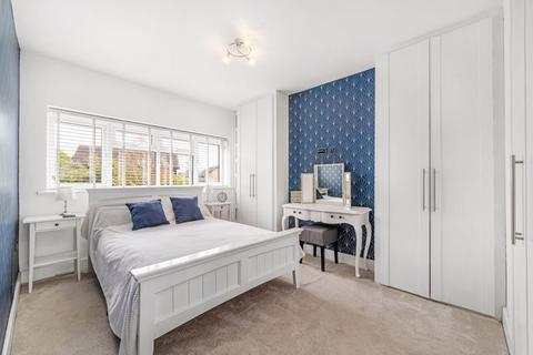 156 Windsor Drive, Orpington, BR6 6HQ