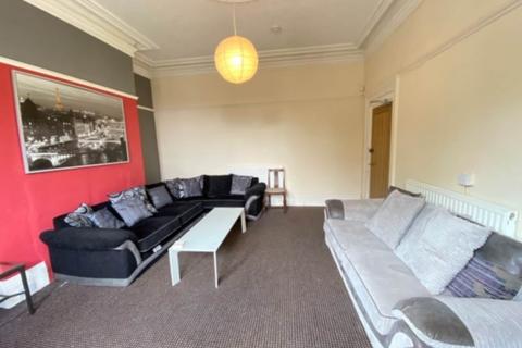 6 bedroom house to rent, Huddersfield, Huddersfield HD1