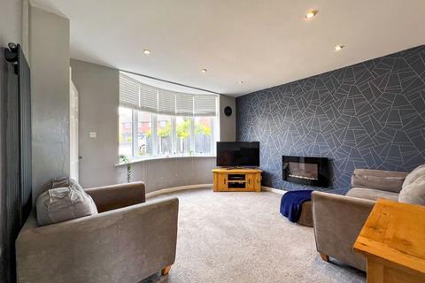 3 bedroom terraced house for sale, Heath Road, Congleton