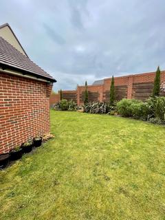 4 bedroom detached house for sale, Stunning Four Bedroom Detached House - Bear Wood £575,000