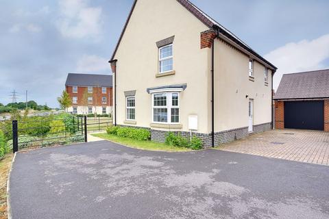 4 bedroom detached house for sale, Stunning Four Bedroom Detached House - Bear Wood - Offers in Excess of £540,000