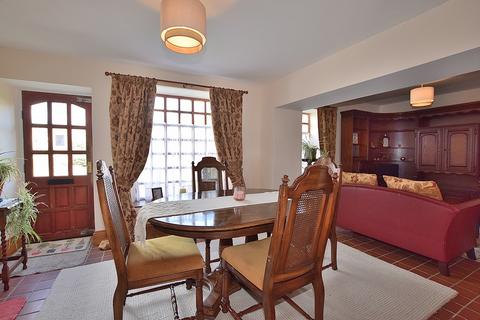 4 bedroom end of terrace house for sale, East Road, Melsonby