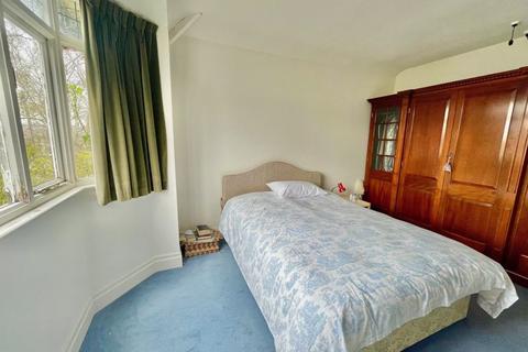 26 Sandway Road, Wrexham, LL11 2PS