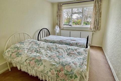26 Sandway Road, Wrexham, LL11 2PS