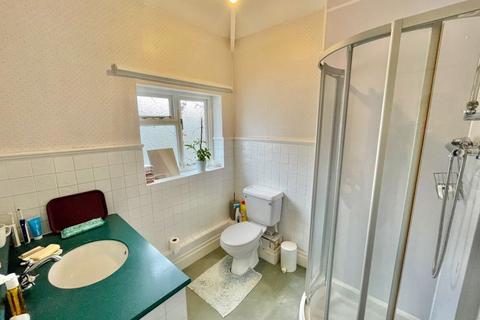 26 Sandway Road, Wrexham, LL11 2PS