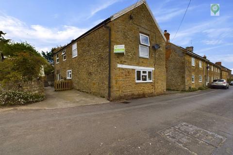3 bedroom cottage for sale, West Street, South Petherton