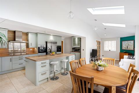 5 bedroom detached house for sale, Leeds Road, Tadcaster, LS24