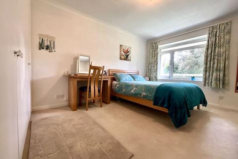 2 bedroom apartment for sale, Christchurch Road, Bournemouth