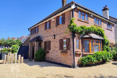4 bedroom detached house for sale, Hursley Close, Bournemouth, BH7