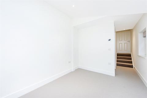 1 bedroom flat to rent, Dymock Street, Fulham, SW6