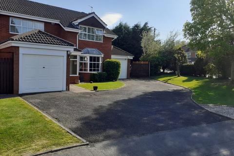 4 bedroom detached house for sale, Birley Grove, Halesowen B63