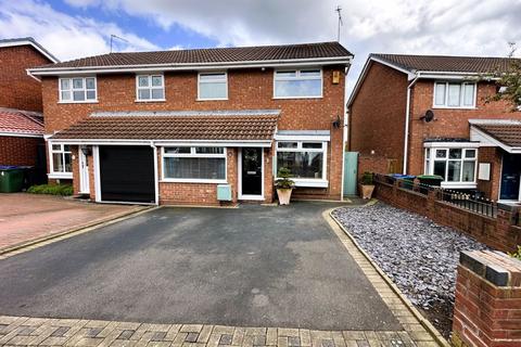 3 bedroom semi-detached house for sale, Dawn Drive, Tipton DY4