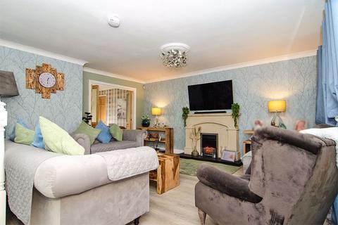 5 bedroom detached house for sale, Pine View, Rugeley WS15