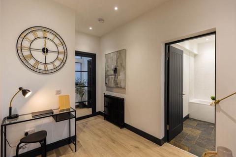 2 bedroom flat to rent, Buccleuch Street, Newington, Edinburgh