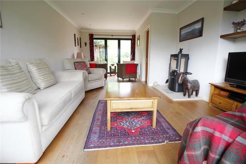 8 Heath Road, Helpston, Peterborough, PE6 7EG