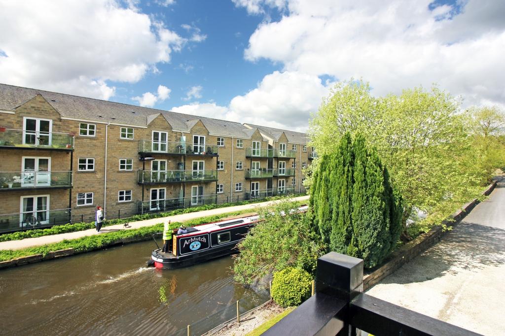 Apt 3 REDACRE MILL, MYTHOLMROYD... 2 bed apartment for sale £250,000