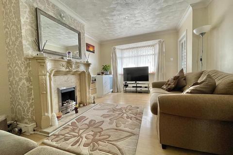 3 bedroom semi-detached house for sale, Dingley Road, Wednesbury, WS10 9PU
