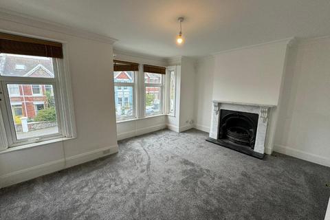 3 bedroom flat to rent, Lukes Road, Brighton, East Sussex, BN2 9ZD