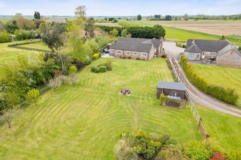 4 bedroom detached bungalow for sale, Church Lane, Tydd St Giles, PE13 5LG