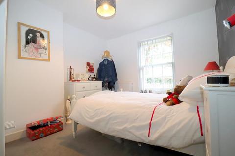 1 bedroom apartment for sale, High Street, Silsoe, Bedfordshire, MK45 4EP