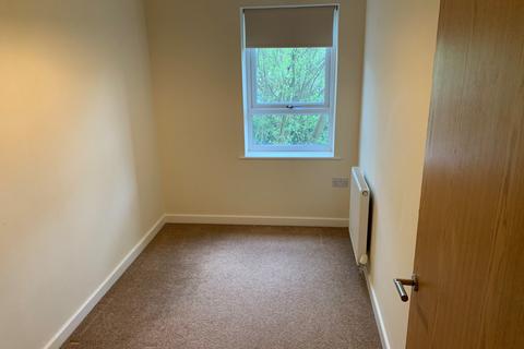 2 bedroom flat to rent, Middlewood Road, Sheffield, South Yorkshire, UK, S6