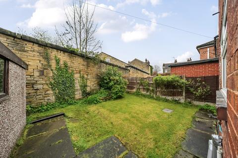 3 bedroom semi-detached house for sale, Thornhill Grove, Calverley, West Yorkshire, LS28
