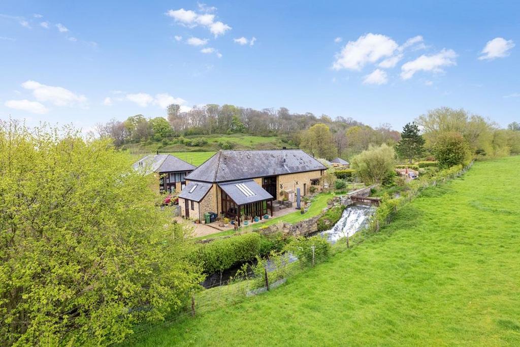 Downyard, Compton Pauncefoot... 4 bed barn conversion for sale £795,000