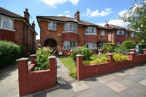 5 bedroom semi-detached house to rent, Friars Way, Acton W3 6QE