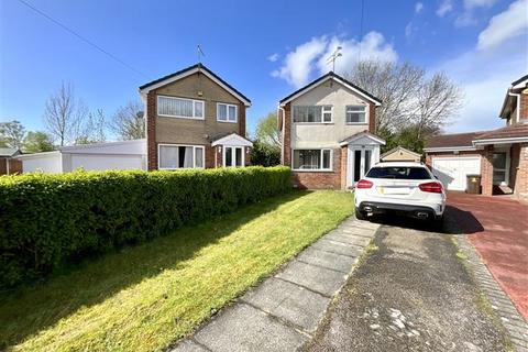 3 bedroom detached house for sale, Brook Close, Aston, Sheffield, S26 2GB