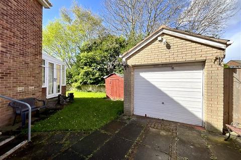 3 bedroom detached house for sale, Brook Close, Aston, Sheffield, S26 2GB