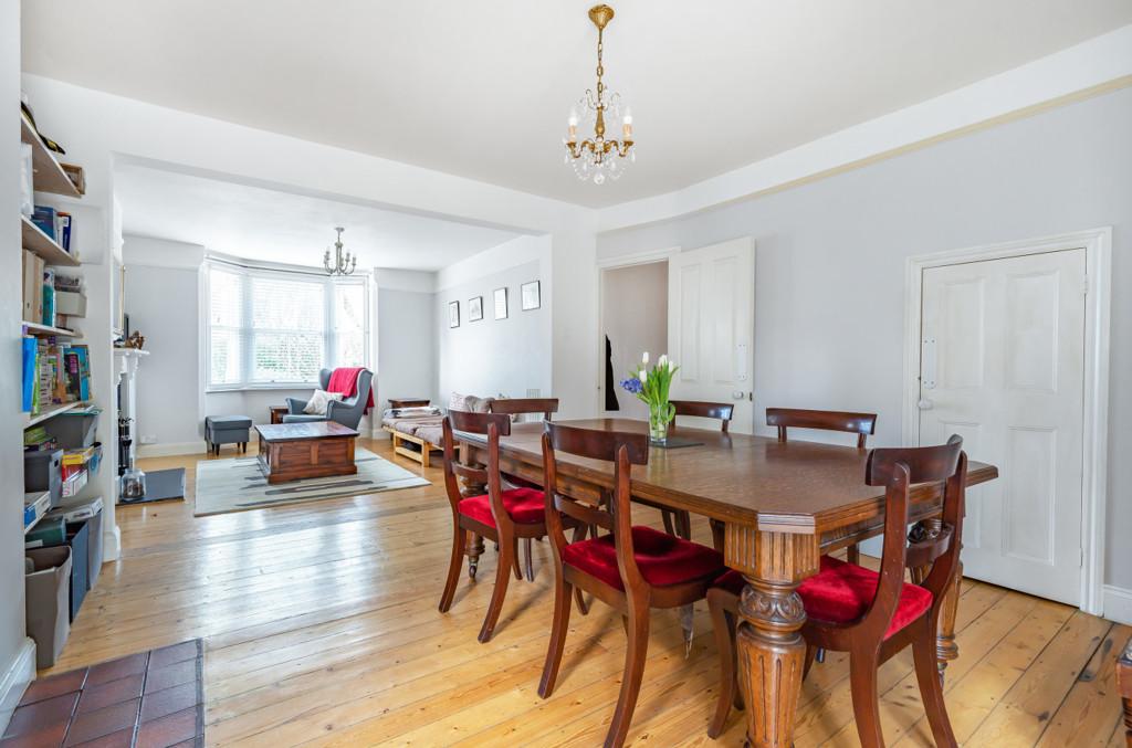 Sitting/Dining Room