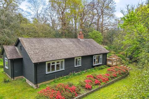 3 bedroom cottage for sale, The Cross, Burley, Ringwood, BH24