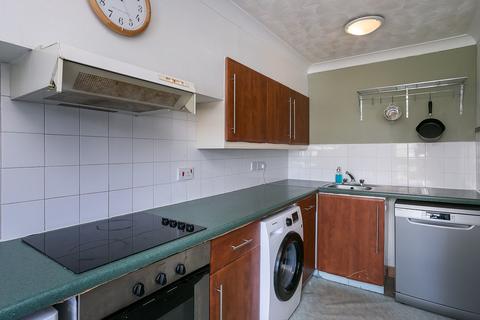 61/3, Caledonian Crescent, Edinburgh, EH11 2AT