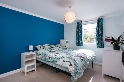 61/3, Caledonian Crescent, Edinburgh, EH11 2AT