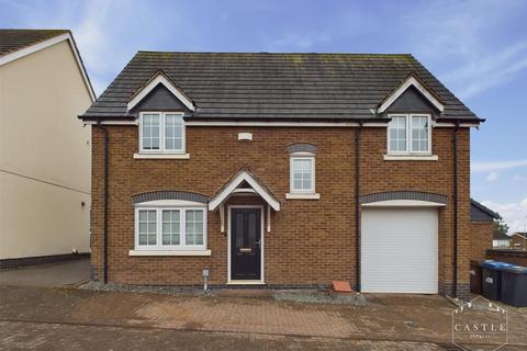 4 bedroom detached house for sale, Gold Close, Hinckley