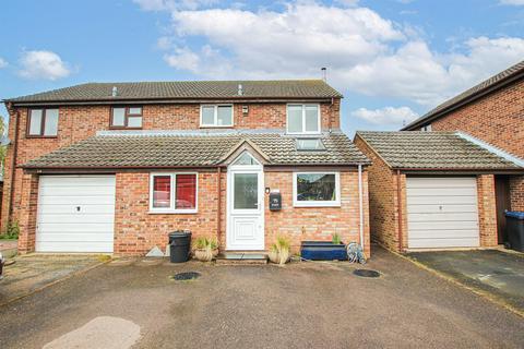 3 bedroom semi-detached house for sale, Icknield Close, Newmarket CB8
