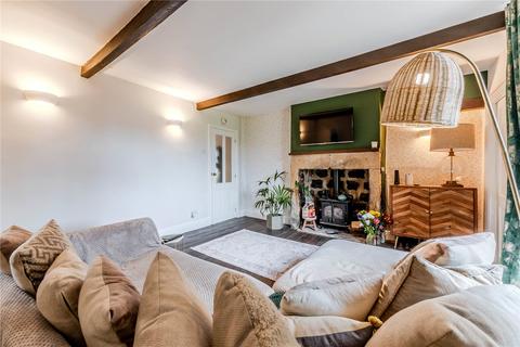 21 Long Row, Horsforth, Leeds, LS18 5AA