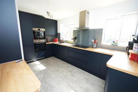 4 bedroom detached house for sale, Rotherhead Close, Horwich, Bolton
