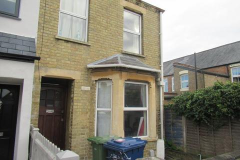 4 bedroom house to rent, Silver Road