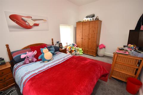 1 bedroom apartment to rent, Park Road North, Birkenhead