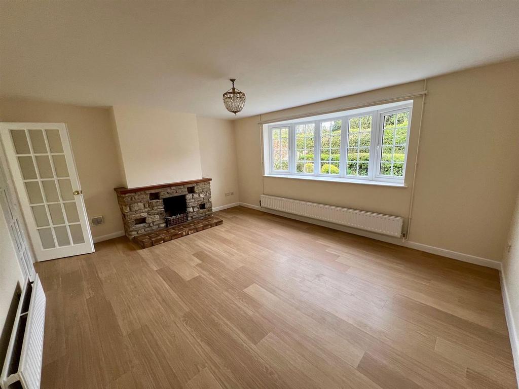 Sitting Room.jpg