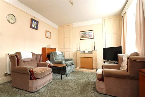 3 bedroom terraced house for sale, Victoria Street, Barnstaple