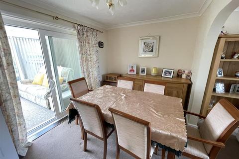 3 bedroom semi-detached house for sale, Napier Crescent, Salisbury SP1