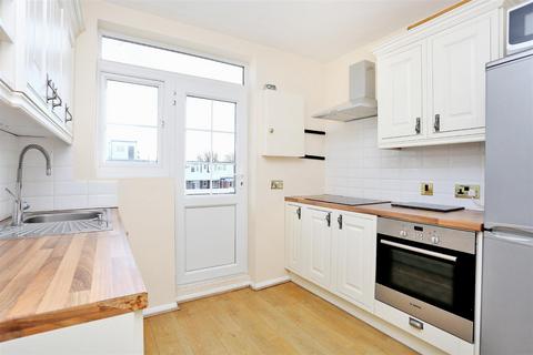 2 bedroom flat for sale, Hartington Road, Chiswick, W4